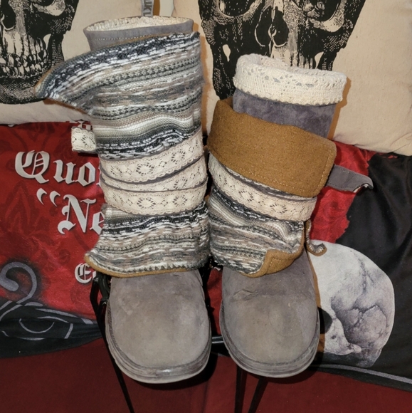 Muk luks southwestern strap belt Nikki 3-in-1 styles pull on gray suede boots 10 - Picture 7 of 17